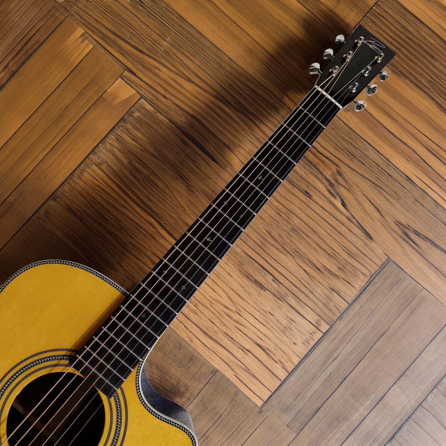 Byron OM Cutaway Gitarre mit AAA Sitka-Fichtendecke Fingerstyle BY-OM28C