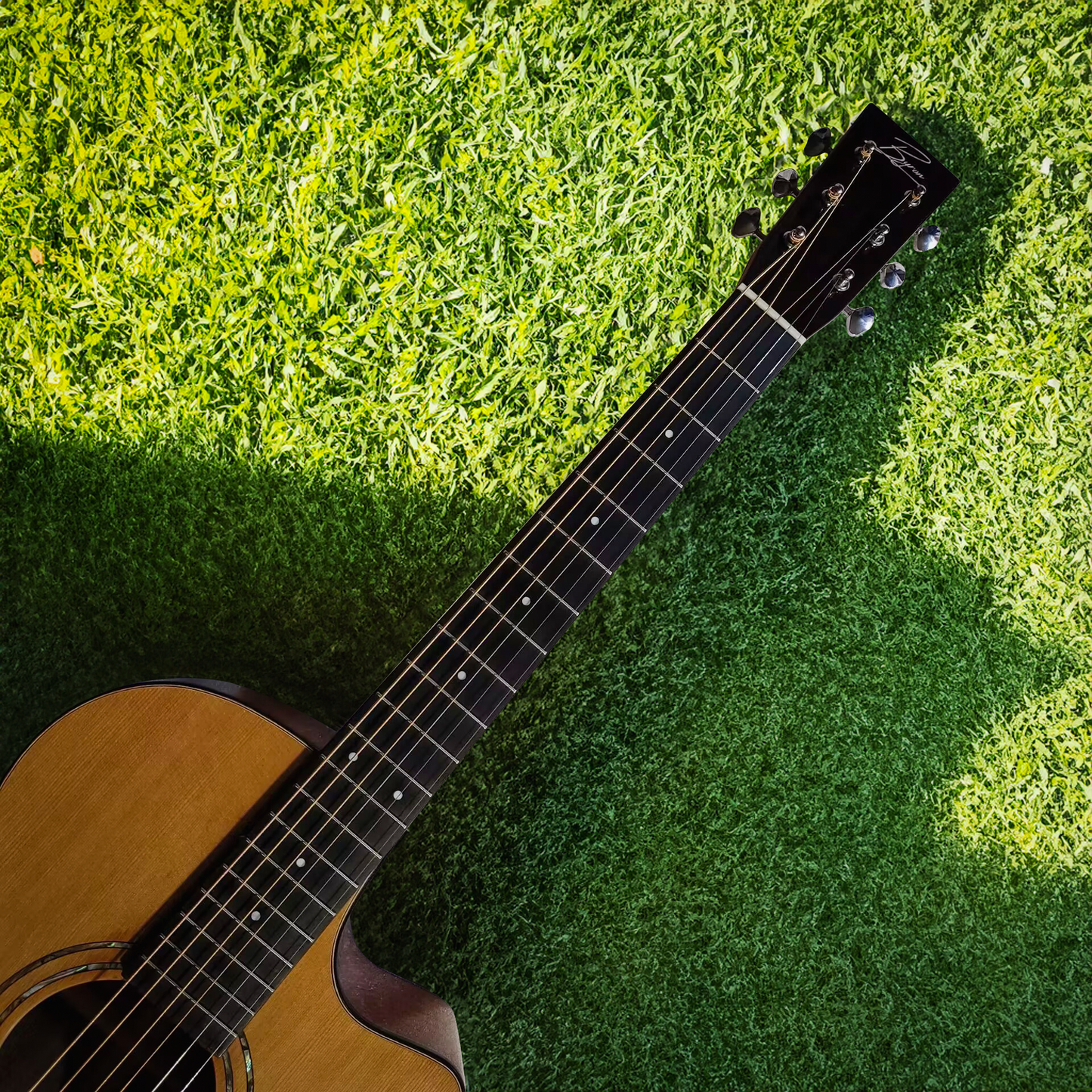 Byron Handmade 808 Fingerstyle Parlor Gitarre 12 Bünde Cutaway