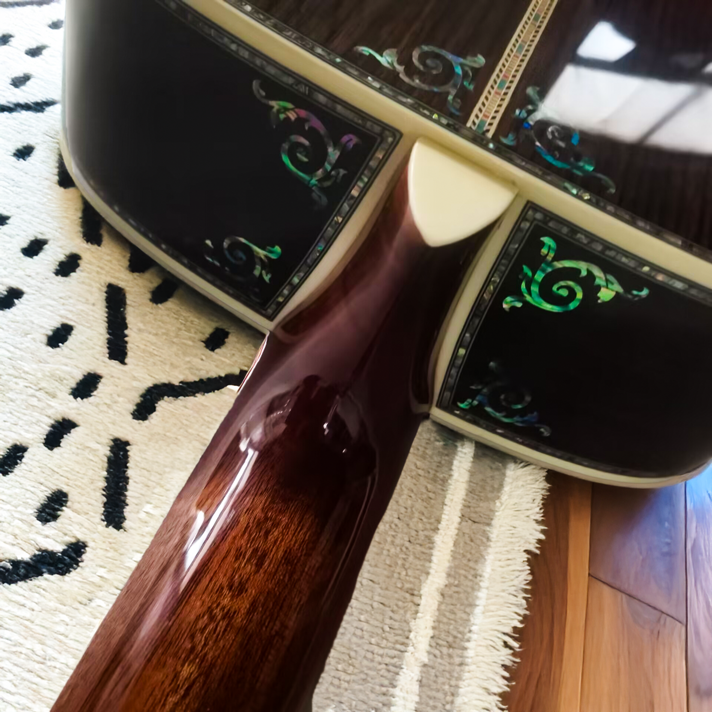 Byron Custom "Die Rosenholz-Schönheit" 12-saitige Dreadnought-Gitarre