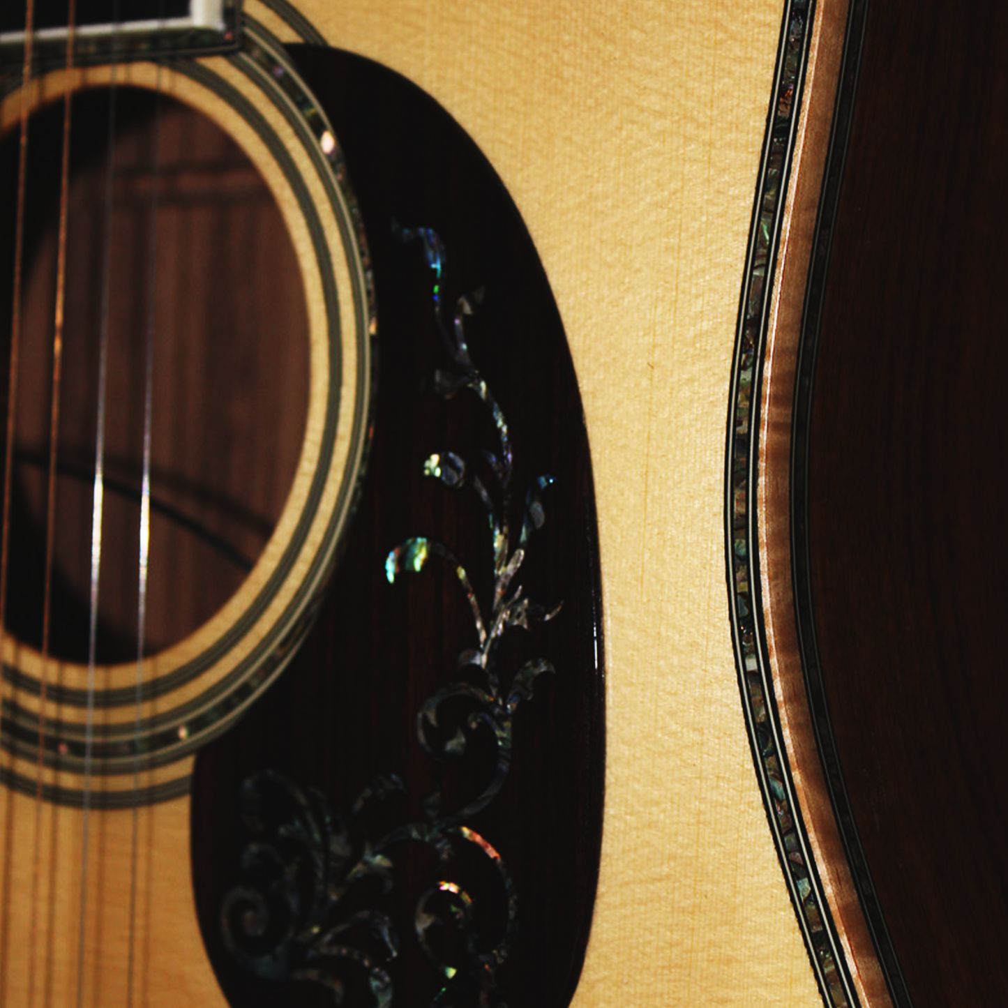 Die Blonde Marilyn handgefertigte Dreadnought-Gitarre aus Massivholz mit Abalone-Verzierung – professionelle akustisch-elektrische Gitarre