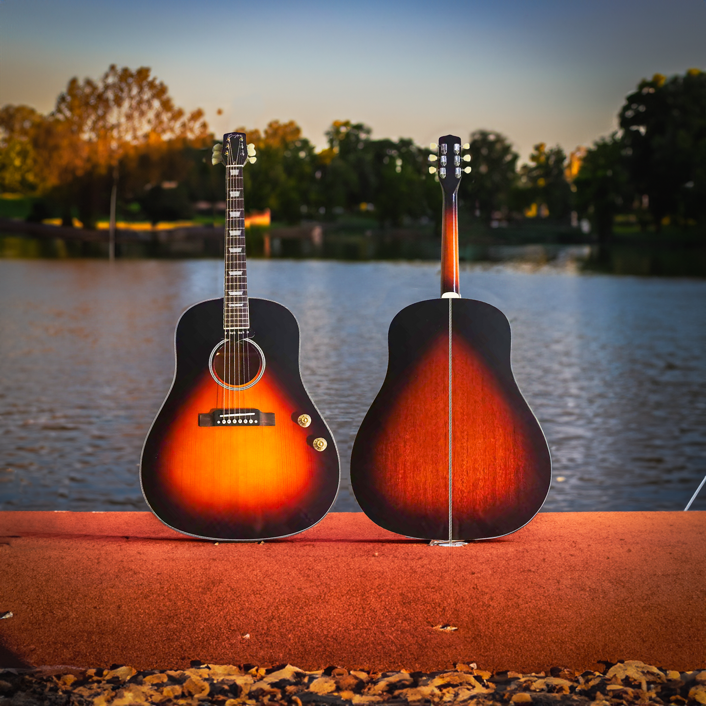 Byron Slope Shoulder D40 Style Guitar - Sunburst