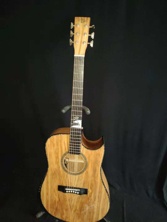 C-Custom-C Olivewood. guitar with hardcase